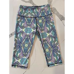 VSX Victoria Secret Sport Knockout Crop Capri Yoga Pant Neon Abstract Print Sz M